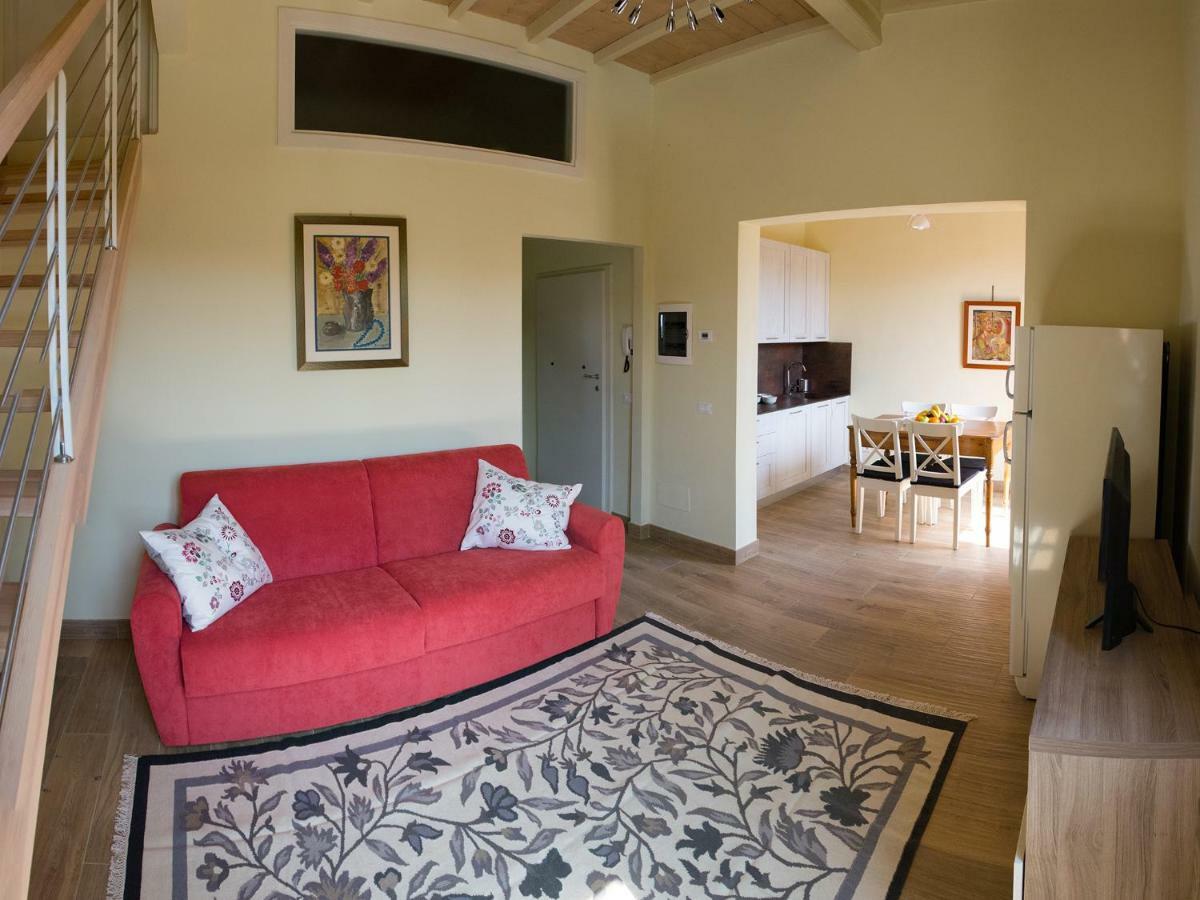 הוילה סן ג'ימיניאנו Il Balcone Di Rina מראה חיצוני תמונה